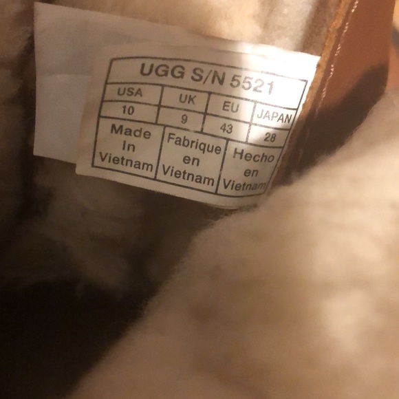 Men’s UGG Adirondack Winter Boots - worn in good condition! - Picture 4 of 5